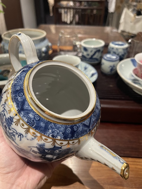 古玩陶瓷樓臺亭閣山水執壺真品鑒賞圖