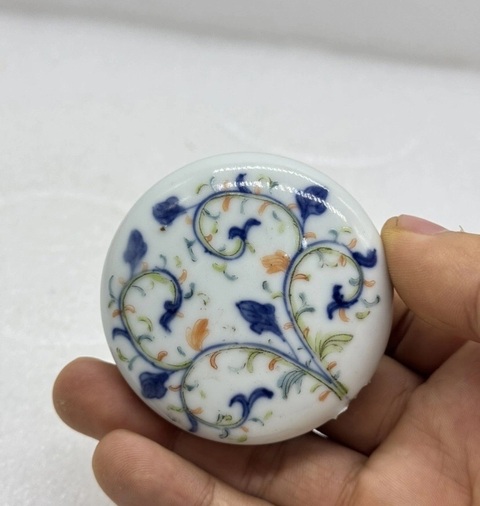 古玩陶瓷青花加彩鳥食碗真品鑒賞圖