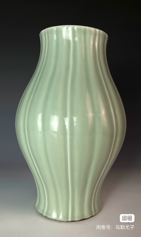 古玩陶瓷青釉橄欖瓶真品鑒賞圖