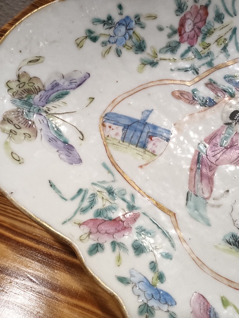古玩陶瓷粉彩人物故事紋貢盤真品鑒賞圖