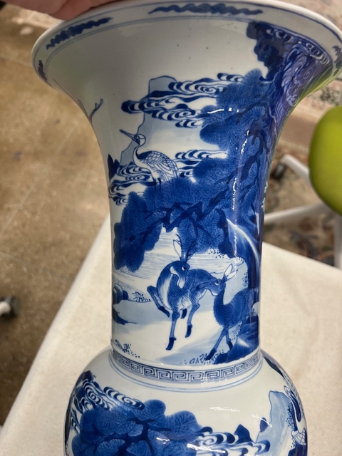古玩陶瓷青花鶴鹿同春圖鳳尾尊真品鑒賞圖
