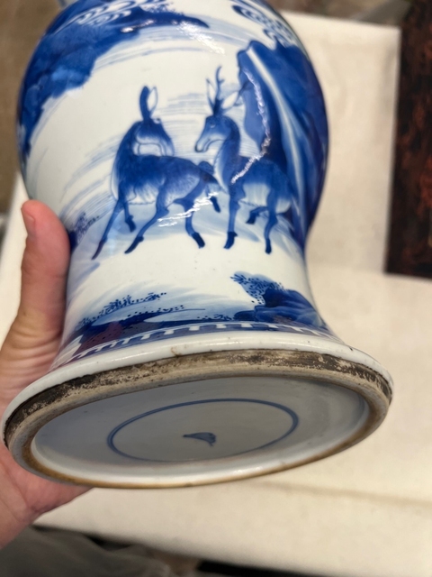 古玩陶瓷青花鶴鹿同春圖鳳尾尊真品鑒賞圖