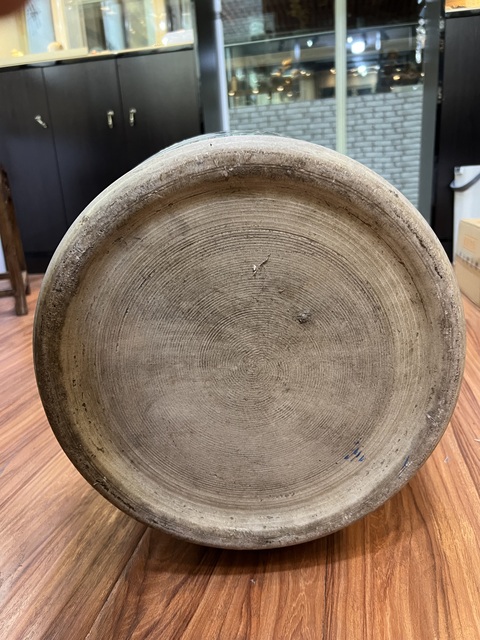 古玩陶瓷素三彩十八羅漢大瓶拍賣，當(dāng)前價(jià)格358000元