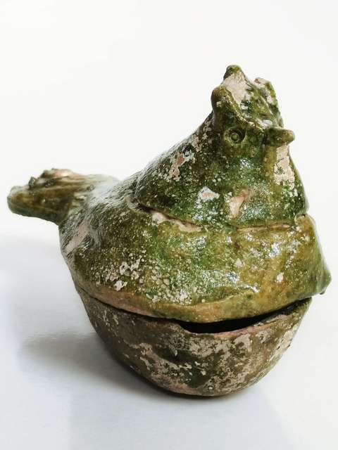 古玩陶瓷綠釉鳥形蓋盒真品鑒賞圖