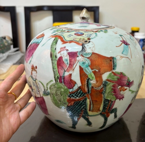 古玩陶瓷麒麟送子粉彩西瓜罐真品鑒賞圖