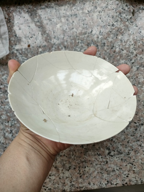 古玩陶瓷定窯白瓷斗笠碗拍賣,當前價格1200元
