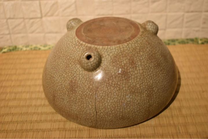 古玩陶瓷哥釉三足爐真品鑒賞圖