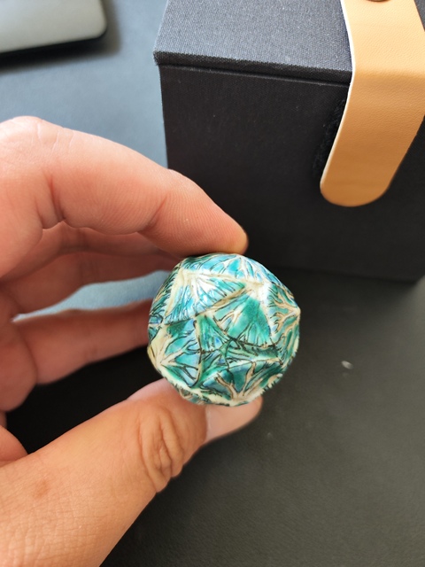 古玩陶瓷粉彩仿生瓷白菜鼻煙壺真品鑒賞圖