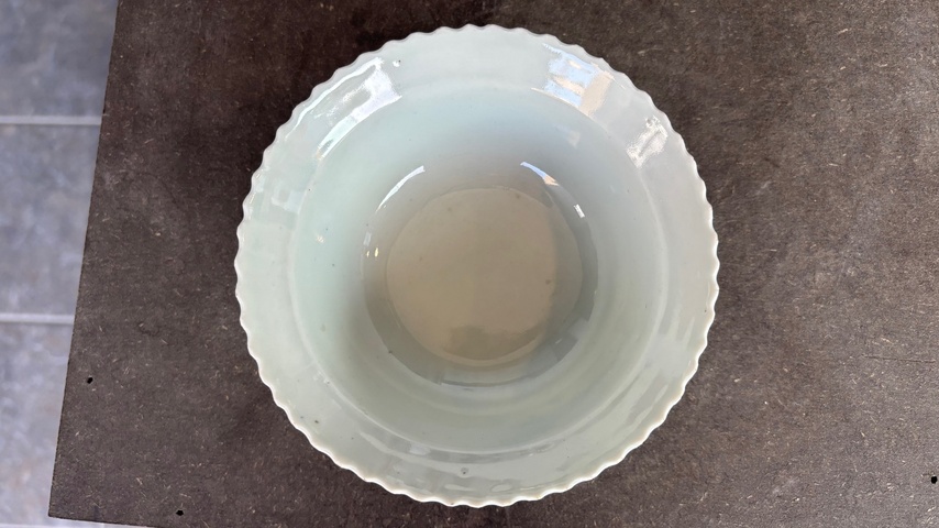 古玩陶瓷山水紋花口碗真品鑒賞圖