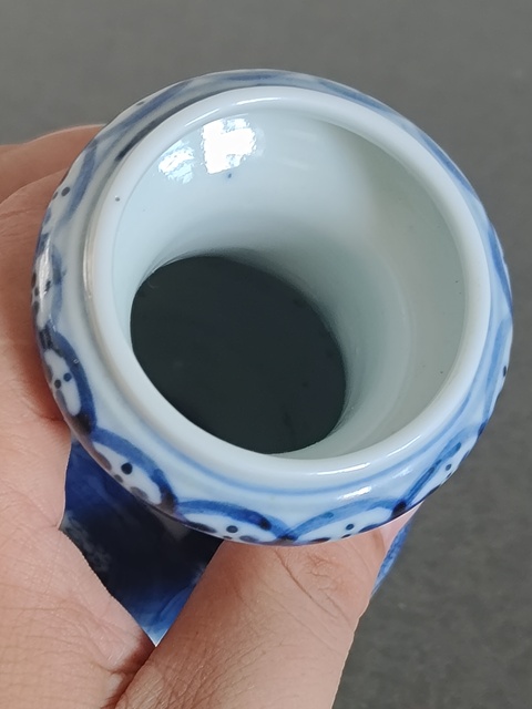 古玩陶瓷青花山水紋洗口瓶真品鑒賞圖