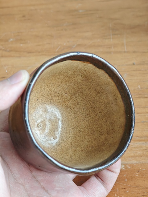 古玩陶瓷醬釉杯真品鑒賞圖