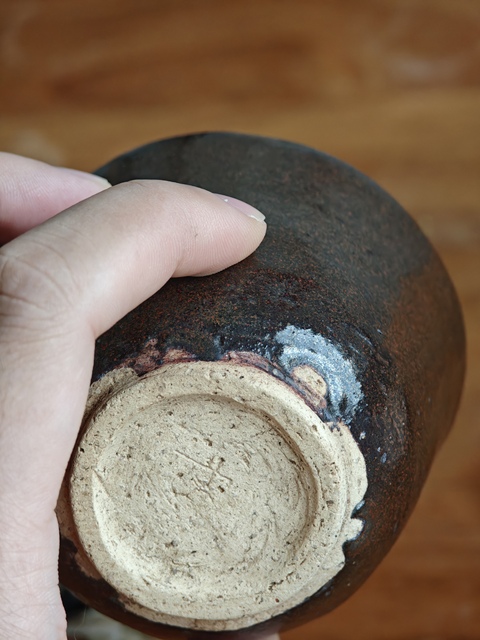 古玩陶瓷醬釉杯真品鑒賞圖
