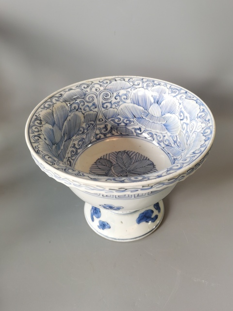 古玩陶瓷民國青花花口高足供杯真品鑒賞圖