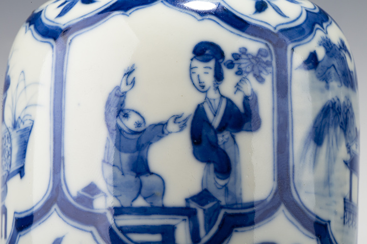 古玩陶瓷清晚·青花開窗山水人物博古紋瓶真品鑒賞圖