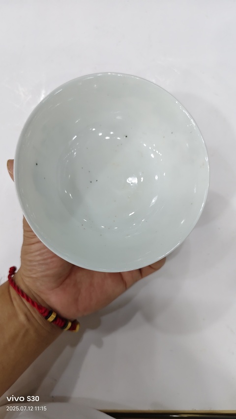 古玩陶瓷花鳥紋碗真品鑒賞圖