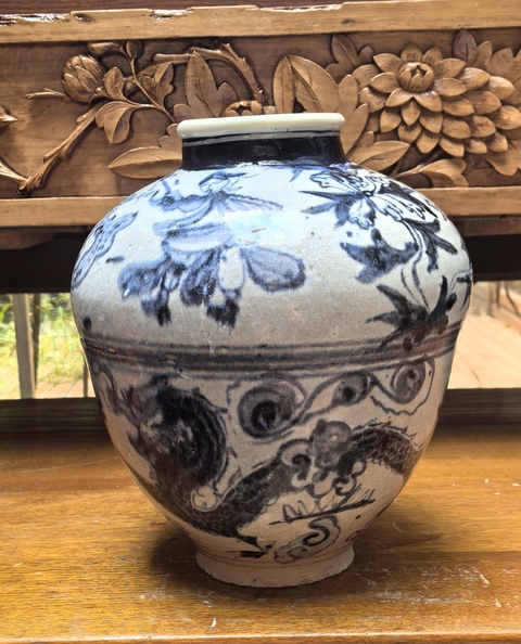 古玩陶瓷明萬(wàn)歷人物龍紋青花罐拍賣,當(dāng)前價(jià)格18000元