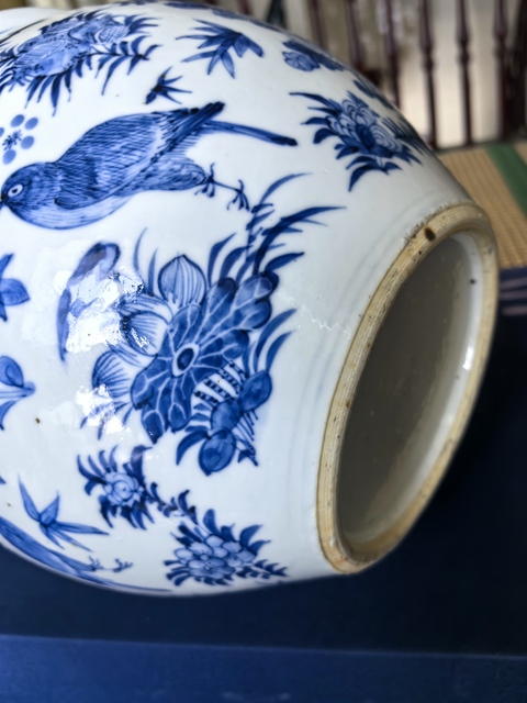 古玩陶瓷花鳥蝶紋青花缸真品鑒賞圖