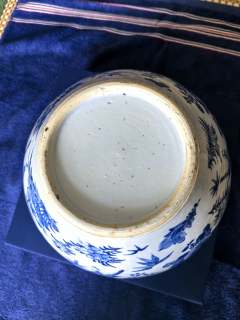 古玩陶瓷花鳥蝶紋青花缸真品鑒賞圖