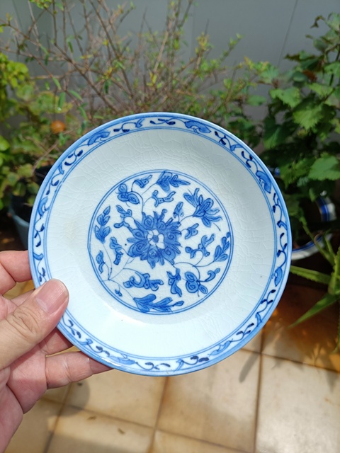 古玩陶瓷嘉慶青花盤真品鑒賞圖