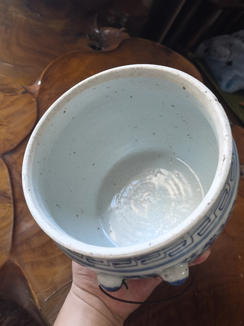 古玩陶瓷青花纏枝蓮虎頭耳罐拍賣,當前價格550元