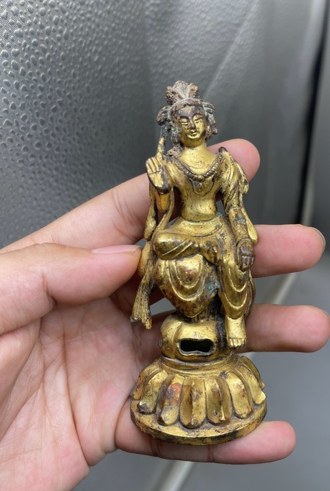 古玩銅器造像真品鑒賞圖