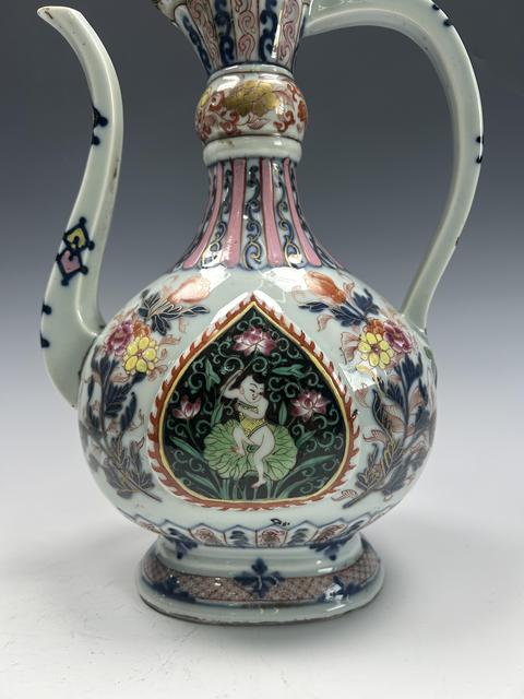古玩陶瓷青花粉彩執壺真品鑒賞圖