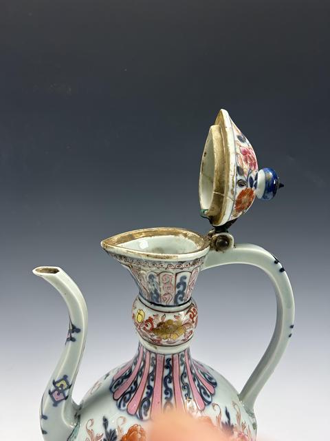 古玩陶瓷青花粉彩執壺真品鑒賞圖