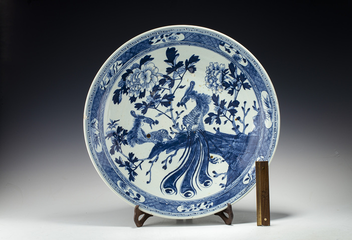 古玩陶瓷清晚·青花鳳凰牡丹紋大盤(pán)拍賣(mài),當(dāng)前價(jià)格0元