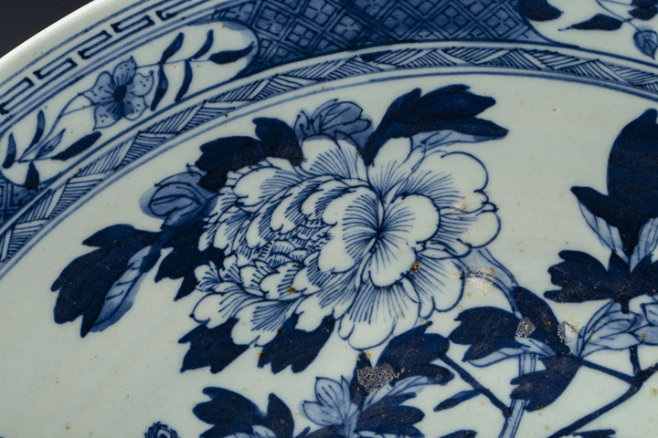 古玩陶瓷清晚·青花鳳凰牡丹紋大盤(pán)拍賣(mài),當(dāng)前價(jià)格0元