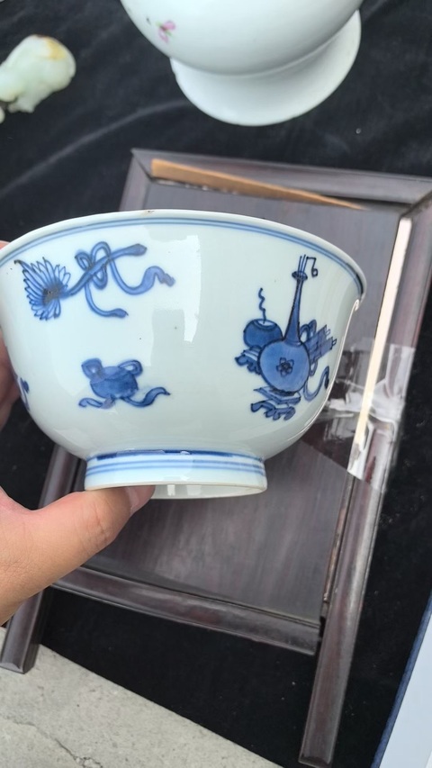 古玩陶瓷博古圖青花碗真品鑒賞圖