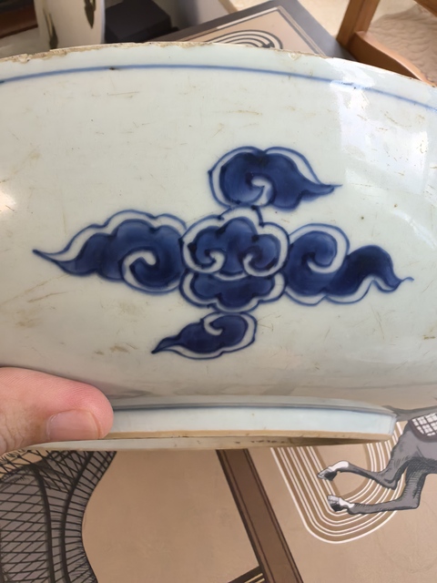 古玩陶瓷清康熙青花花卉紋雙底大盤拍賣,當(dāng)前價(jià)格9999元
