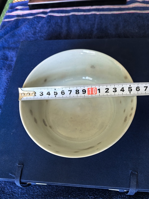 古玩陶瓷青花花卉紋碗真品鑒賞圖