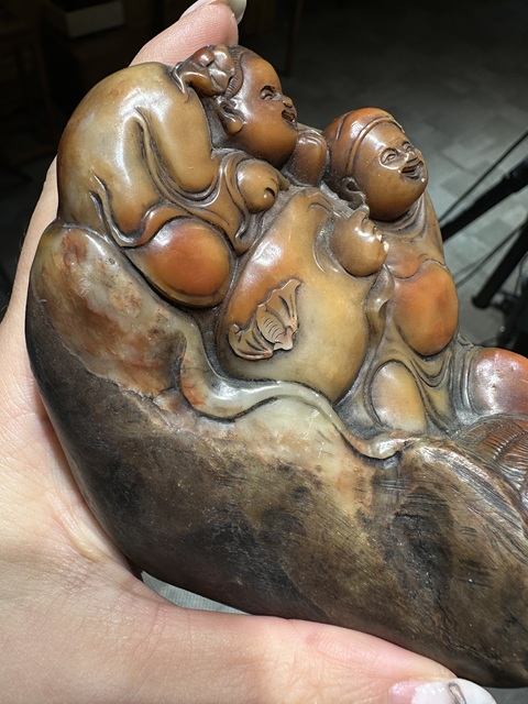 古玩玉器壽山石雕“人物擺件”真品鑒賞圖