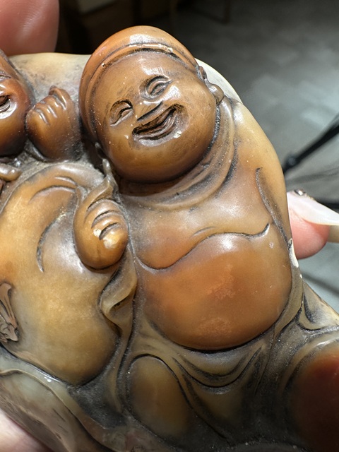古玩玉器壽山石雕“人物擺件”真品鑒賞圖