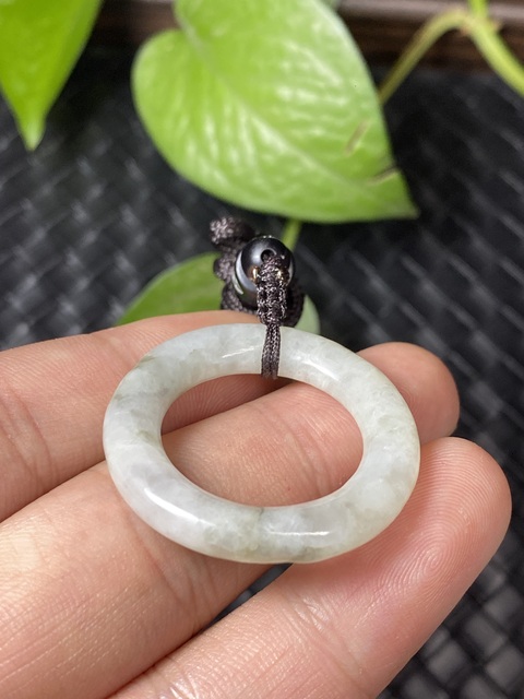古玩玉器(來撿漏)清代天然翡翠雕“素紋環”1拍賣,當前價格299元