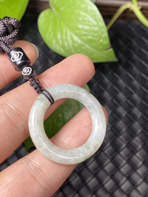 古玩玉器(來撿漏)清代天然翡翠雕“素紋環”1拍賣,當前價格299元