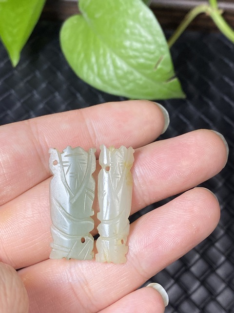古玩玉器清代和田玉雕“壽星帽花”拍賣，當前價格588元