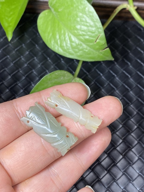 古玩玉器清代和田玉雕“壽星帽花”拍賣，當前價格588元
