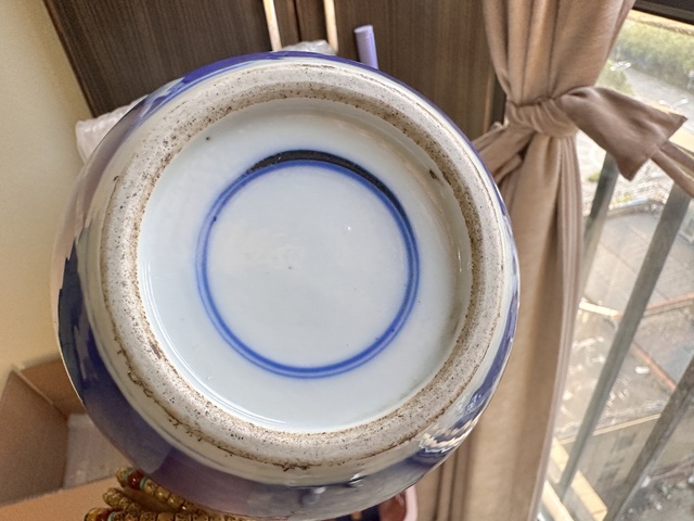 古玩陶瓷青花留白冰梅紋罐真品鑒賞圖