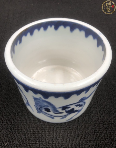 古玩陶瓷青花八駿圖香爐［日本瓷］真品鑒賞圖