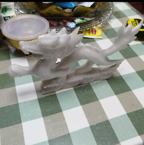 古玩玉器料器雕“龍形”擺件真品鑒賞圖