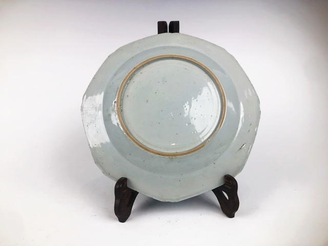 古玩陶瓷清早期·青花柳樹八方盤拍賣，當前價格297元