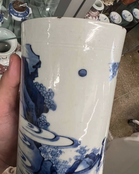 古玩陶瓷青花筆筒真品鑒賞圖