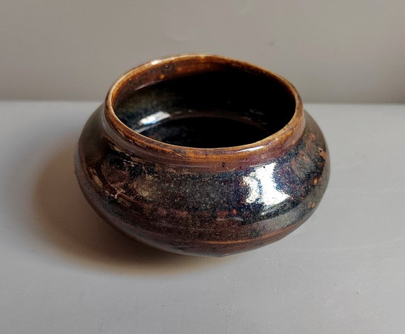 古玩陶瓷醬黑釉水盂真品鑒賞圖
