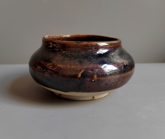 古玩陶瓷醬黑釉水盂真品鑒賞圖