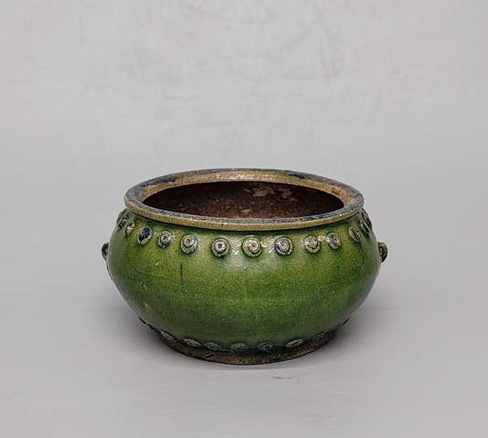 古玩陶瓷綠釉鼓釘爐真品鑒賞圖