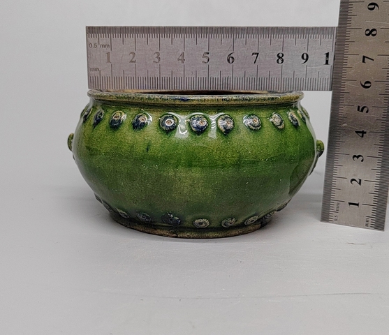 古玩陶瓷綠釉鼓釘爐真品鑒賞圖