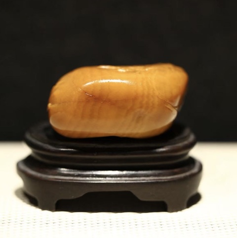 古玩雜項壽山田黃石擺件拍賣，當前價格9999元