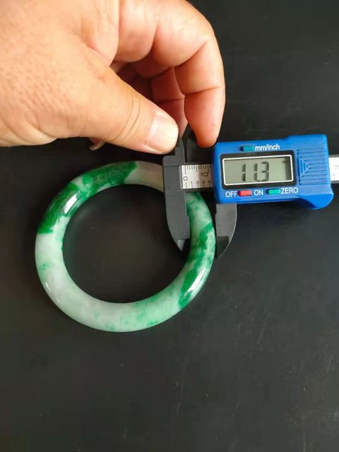 古玩玉器翡翠A貨手鐲真品鑒賞圖