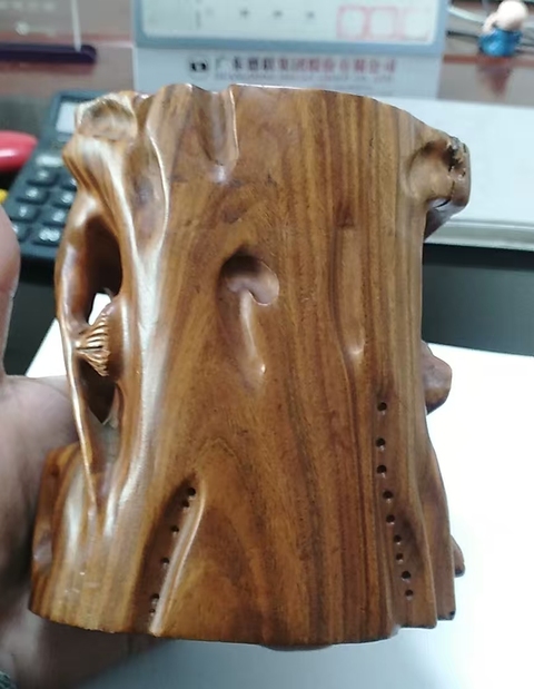 古玩雜項花梨木雕刻制作花鳥筆筒真品鑒賞圖